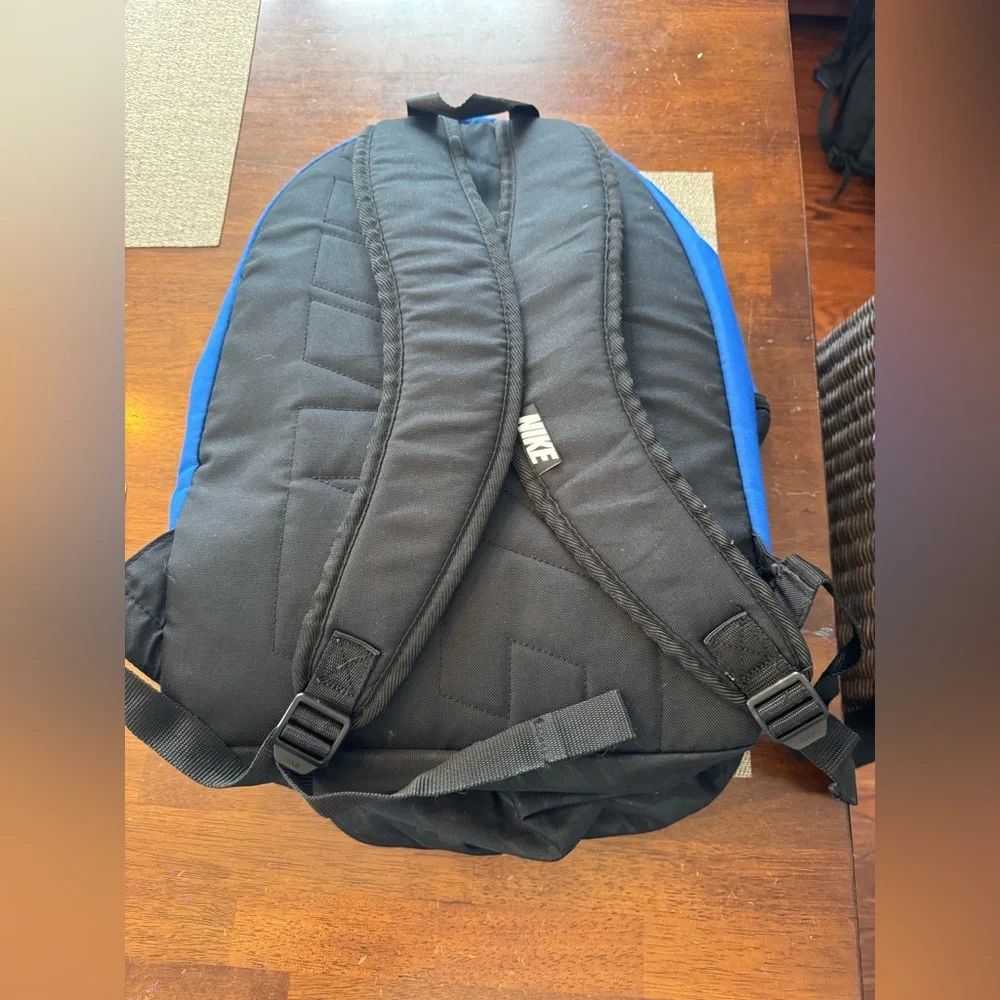 Nike‎ backpack 13x20 inches